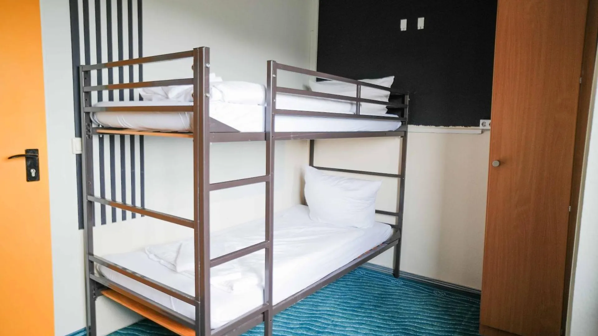 Bettenburg Hotel & Hostel Hamburg